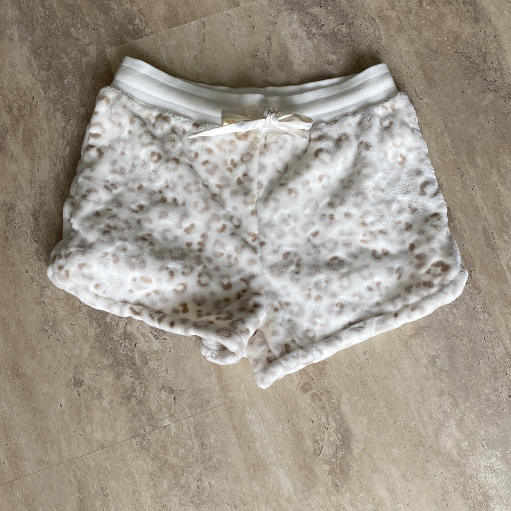 Z Supply size medium girl shorts